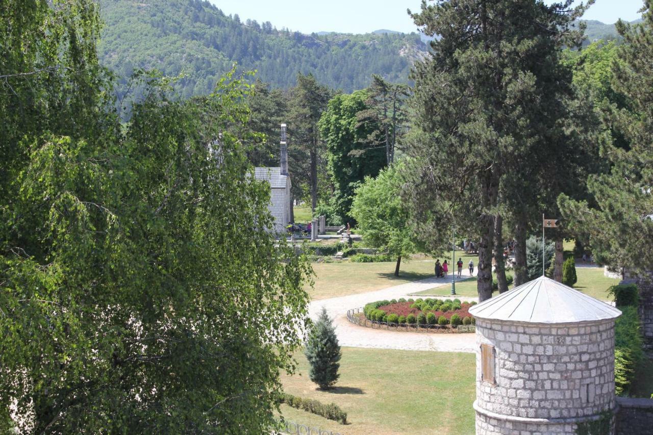 Apartments Kapisoda Cetinje Buitenkant foto